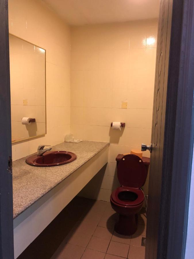 Purnama Hotel Лимбанг Экстерьер фото