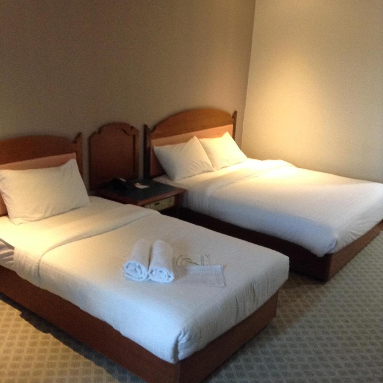 Purnama Hotel Лимбанг Экстерьер фото