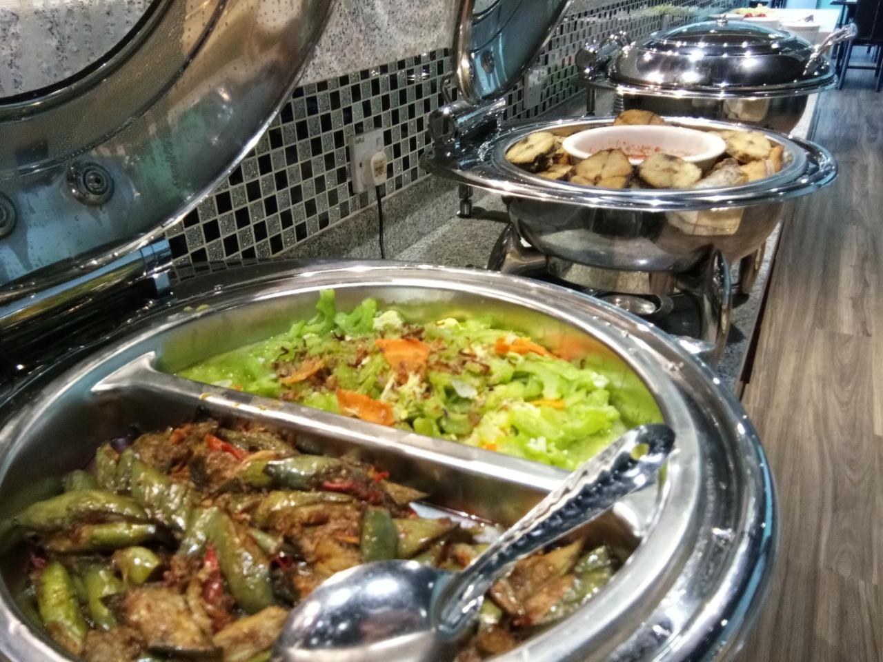 Purnama Hotel Лимбанг Экстерьер фото