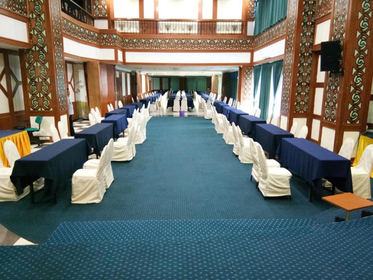 Purnama Hotel Лимбанг Экстерьер фото