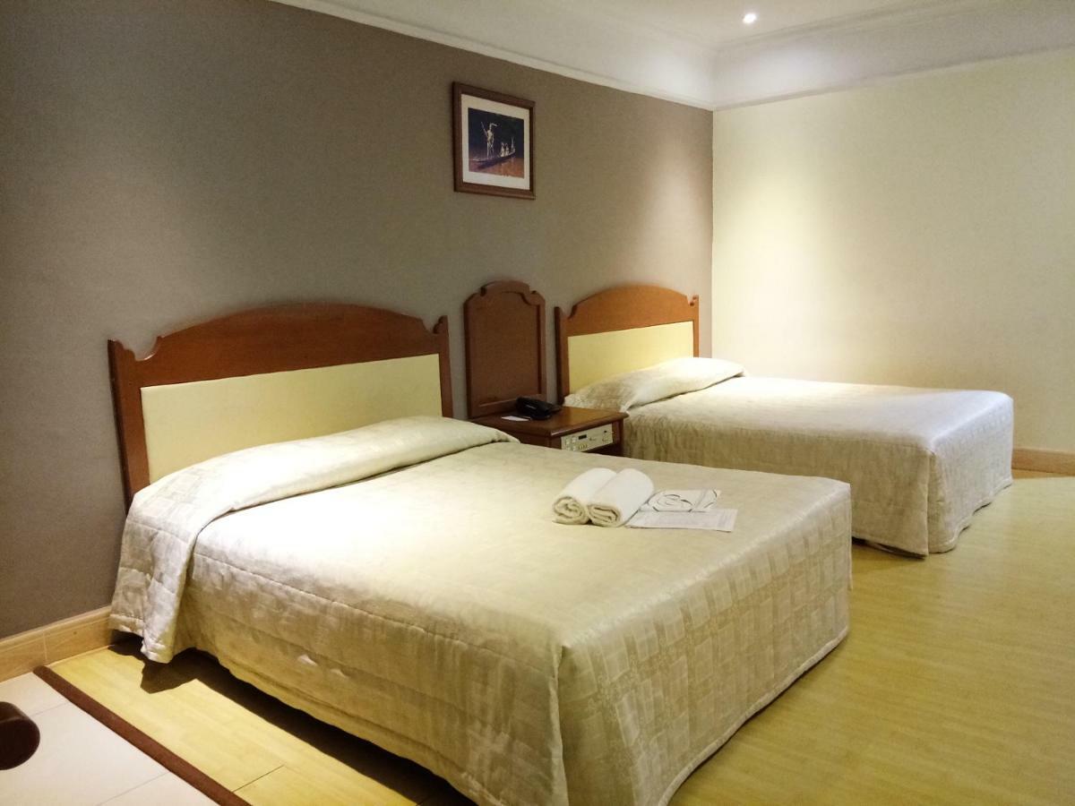 Purnama Hotel Лимбанг Экстерьер фото